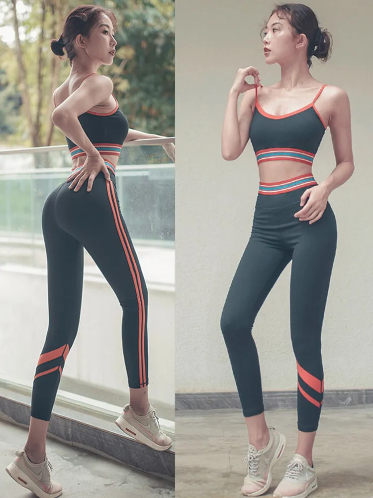 BOOPDO LOVE DESIGN CONTRAST SPORTS BRA AND LEGGINGS CO ORD