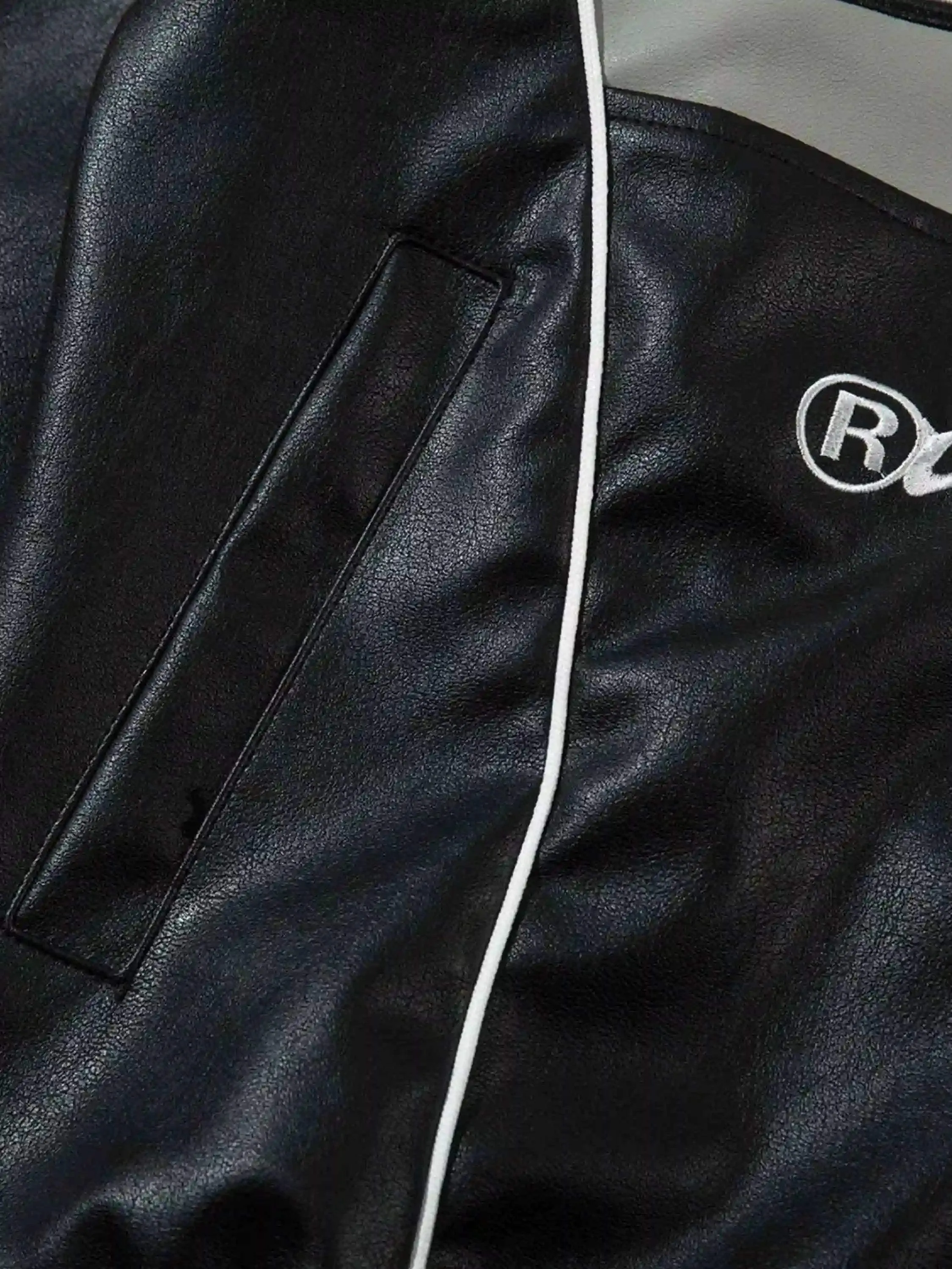 Disguisen Hip-Hop Street Style Stitching Pu Motorcycle Jacket