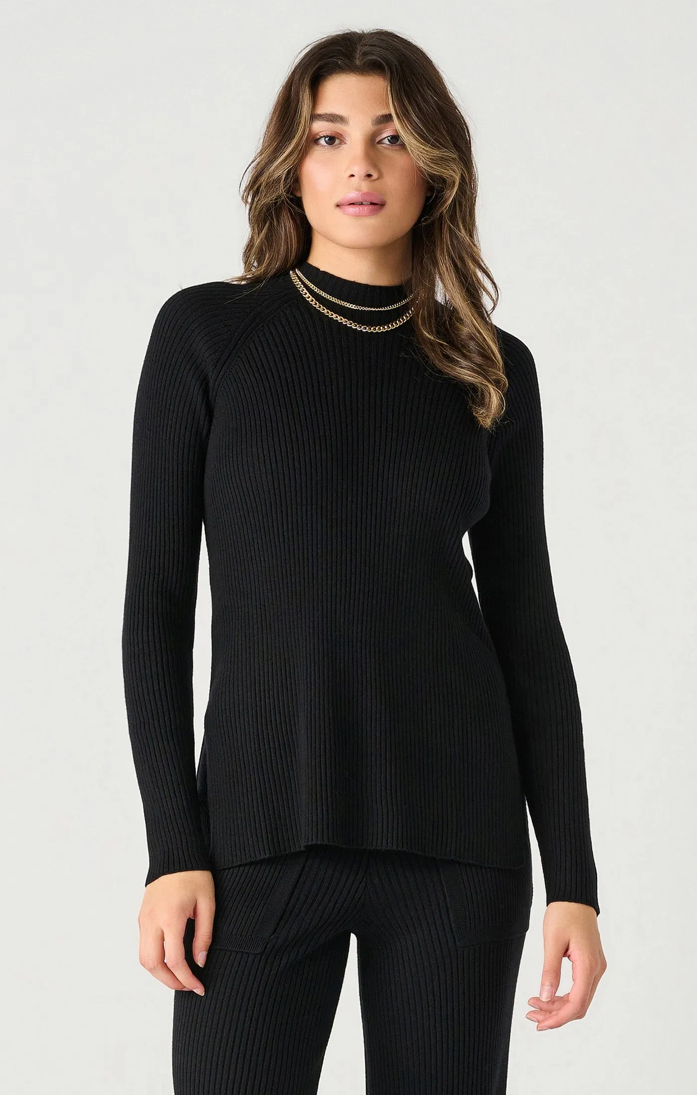 Mock Neck Ribbed Tunic Sweater | Black
