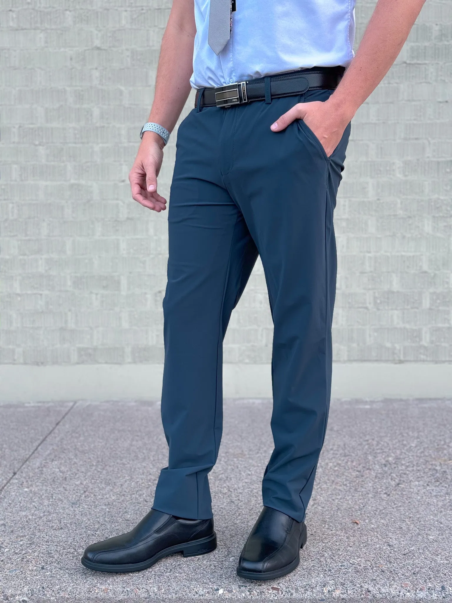 Tempo  Tech Pant (Modern Fit)