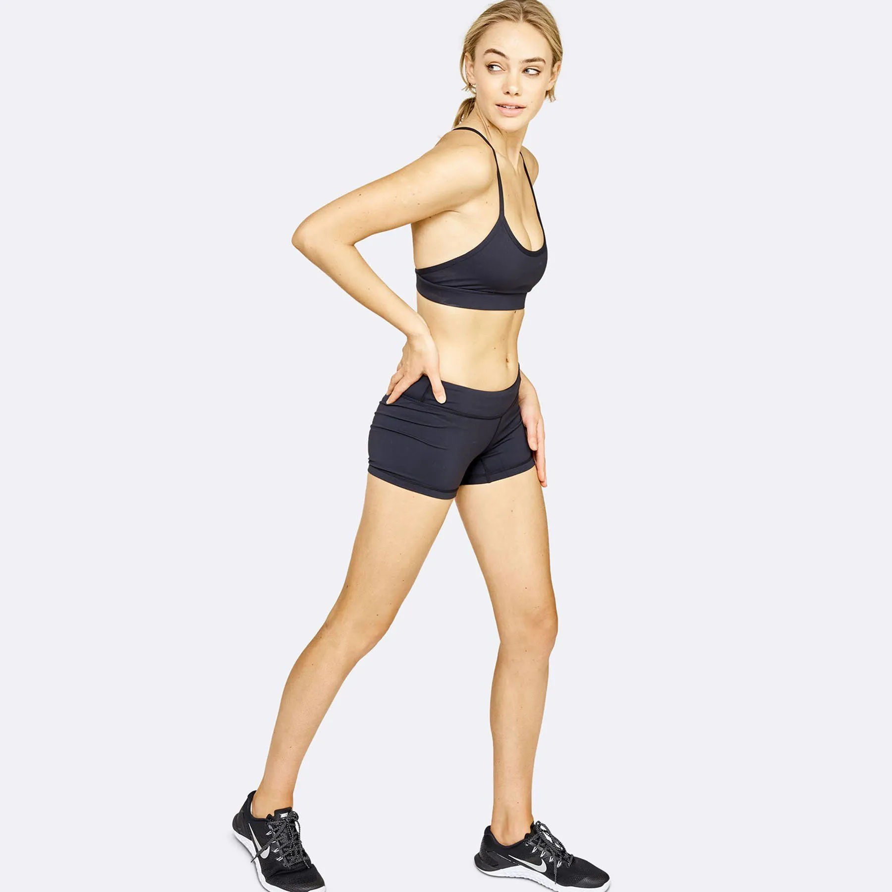 The Brave Women's Flow Longer Active Shorts - Black Diamond