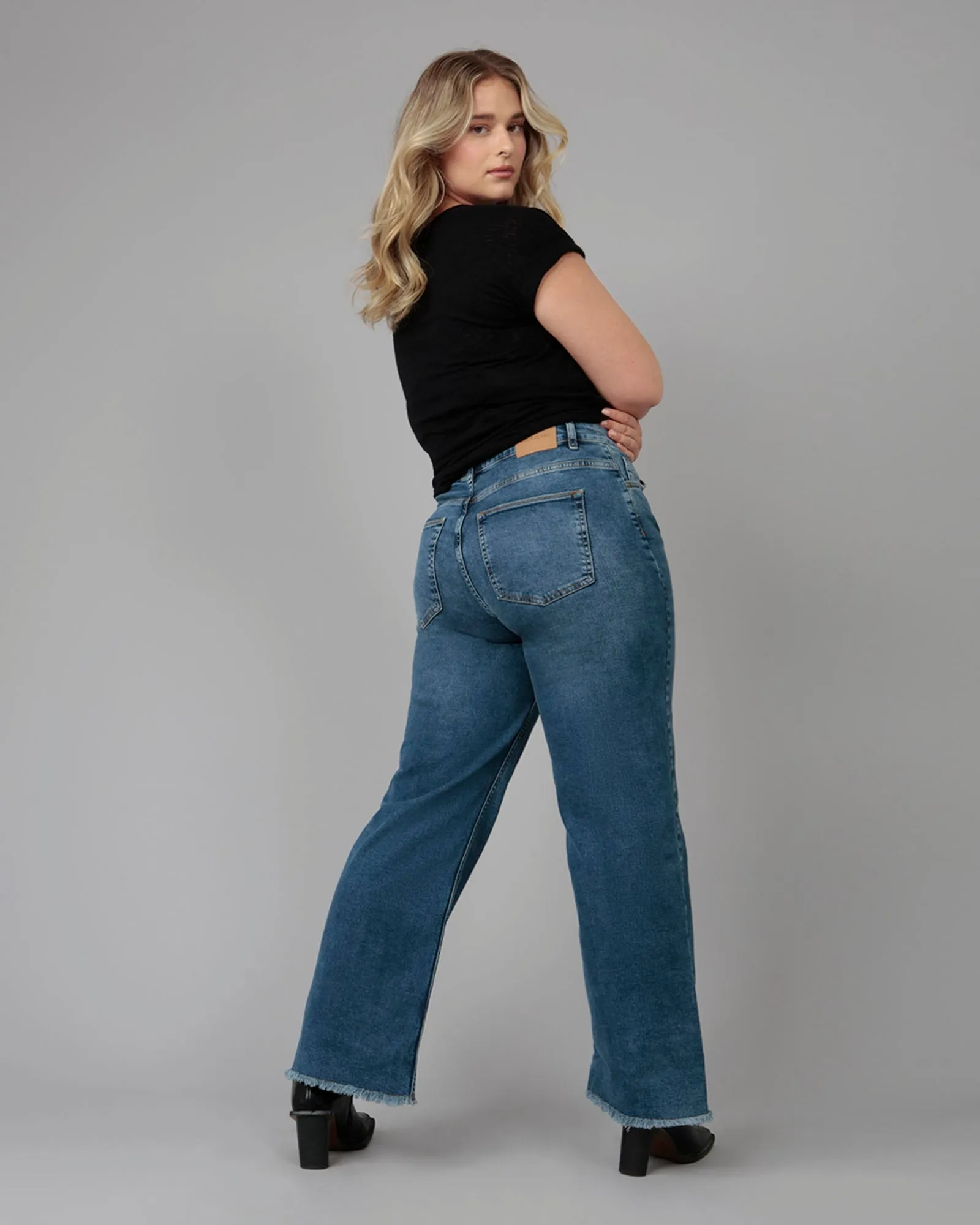 Women's MILAN-DIS High Rise Wide Leg Jeans | Dim Sky